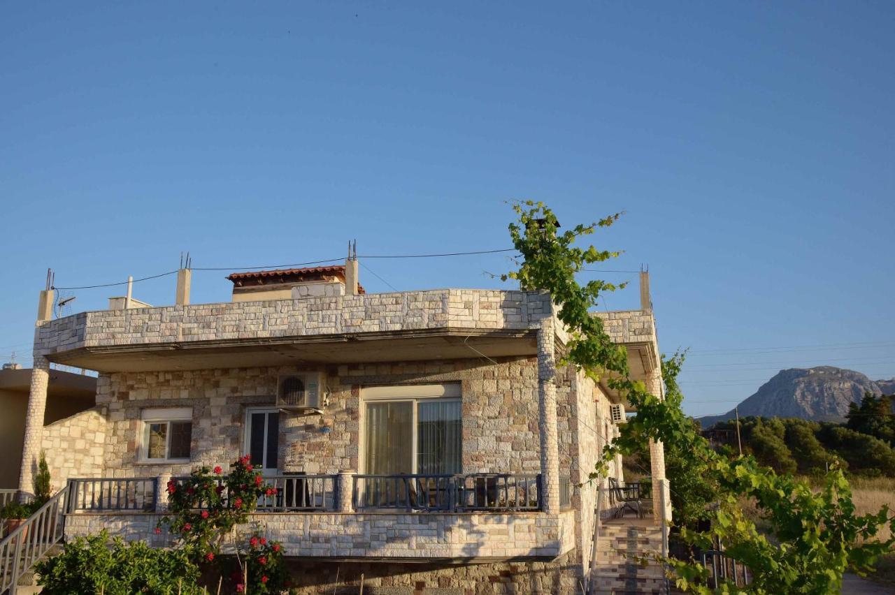 Stone Villa Corinth 外观 照片