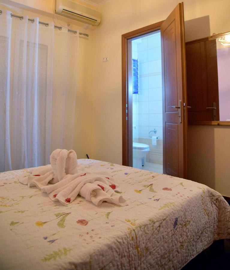 Stone Villa Corinth 外观 照片